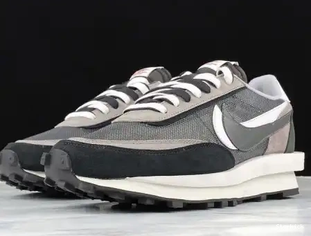 Waffle LD White BV0073-001 Sacai Anthracite Nike Black 0517